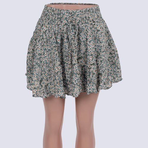 NWT Yours Truly Daisy Print Teal Mini Skirt