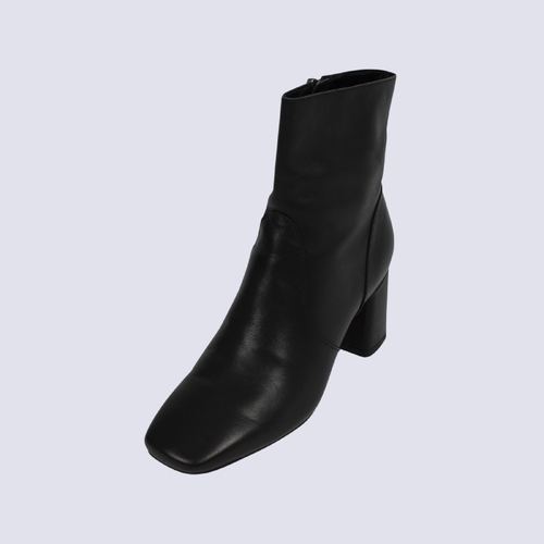 2 Baia Vista Black Quaff Boots